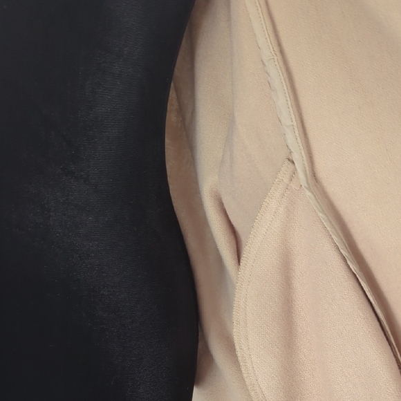 Source Unknown Beige Cape with Dark Edging - Picture 7 of 16